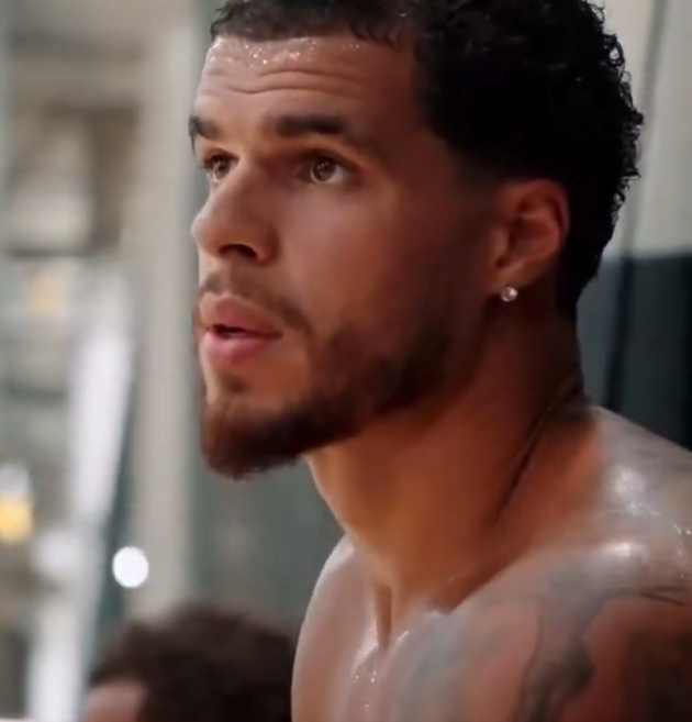 华体会体育赛事-特雷-杨与小波特一同训练 猛夸后者：你新赛季能轻松场均25+！