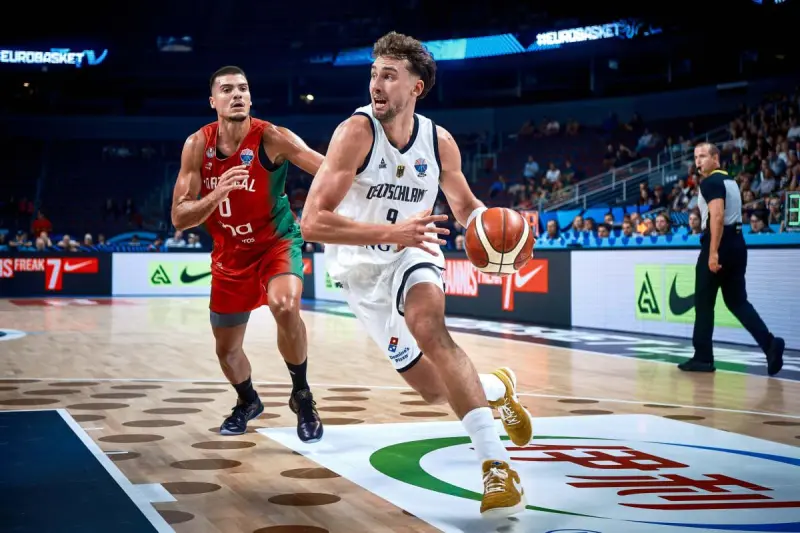 华体会体育赛事-手感不佳！瓦格纳半场10中3，三分4中0得到10分3篮板2助攻