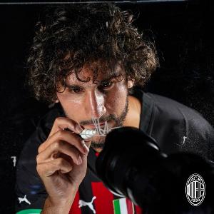 华体会平台入口-沙特媒体：阿德利经纪人确认，球员将在明天接受利雅得青年人体检