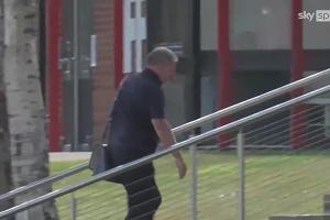 华体会体育赛事-他来了！天空：澳波抵达诺丁汉森林训练场，签约2年&amp;最早今日官宣