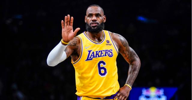 华体会综合平台入口-准40岁连续三场砍下三双！詹姆斯却暗示即将退役？